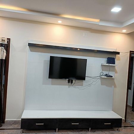 Four Seasons Home Stay Tirupati Esterno foto
