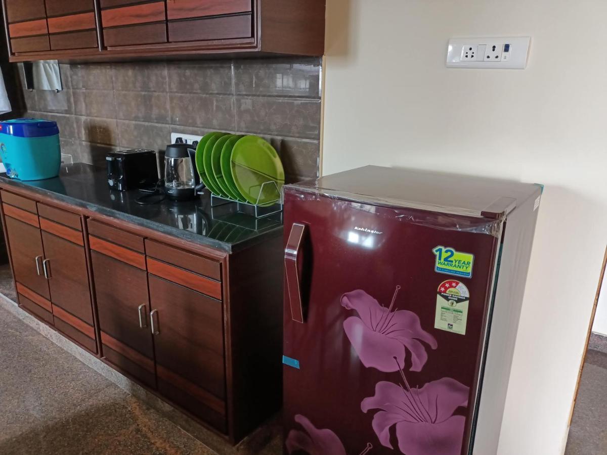 Four Seasons Home Stay Tirupati Esterno foto