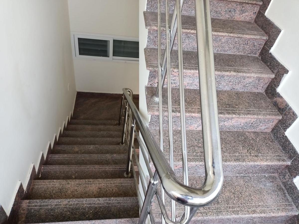 Four Seasons Home Stay Tirupati Esterno foto