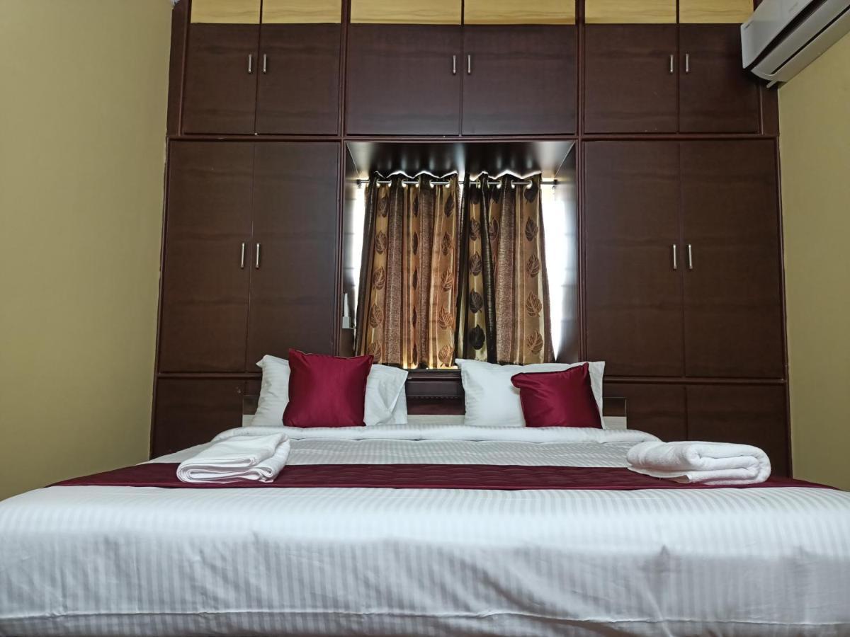 Four Seasons Home Stay Tirupati Esterno foto
